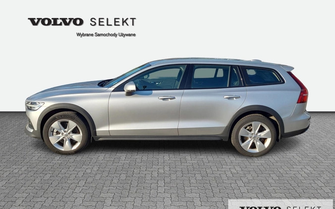 Volvo V60 Cross Country cena 172900 przebieg: 77670, rok produkcji 2021 z Orzysz małe 326